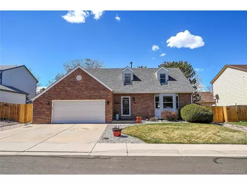 4925 S Crystal St, Aurora, CO 80015