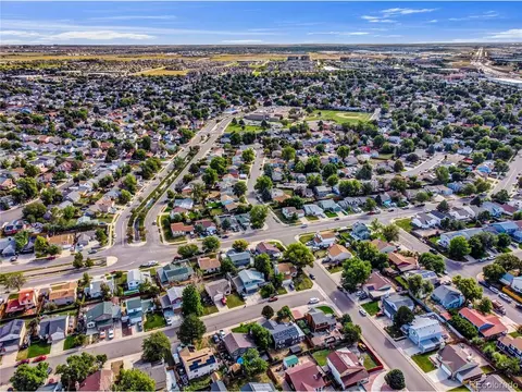 4523 Deephaven Ct, Denver, CO 80239 photo 25