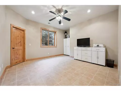 9081 E Wesley Dr, Denver, CO 80231 photo 47