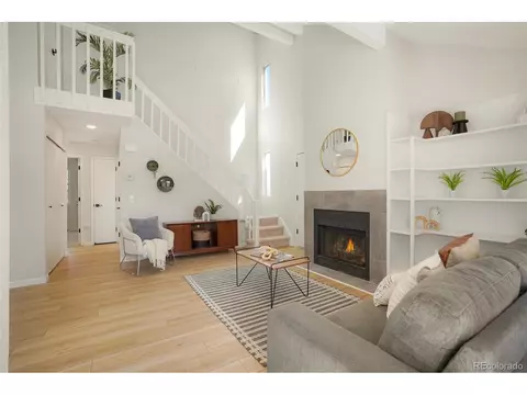 17623 E Temple Dr, Aurora, CO 80015 photo 5