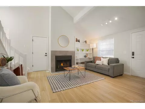 17623 E Temple Dr, Aurora, CO 80015 photo 4