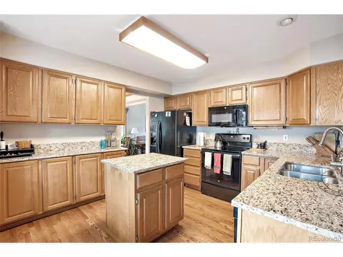 1925 Red Cloud Rd, Longmont, CO 80504 photo 9