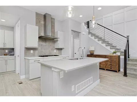6705 Morrison Dr, Denver, CO 80221 photo 9