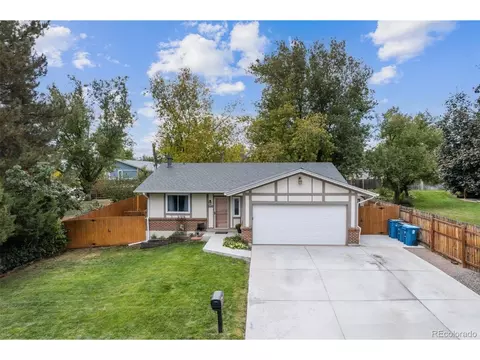 12874 W Jewell Dr, Lakewood, CO 80228