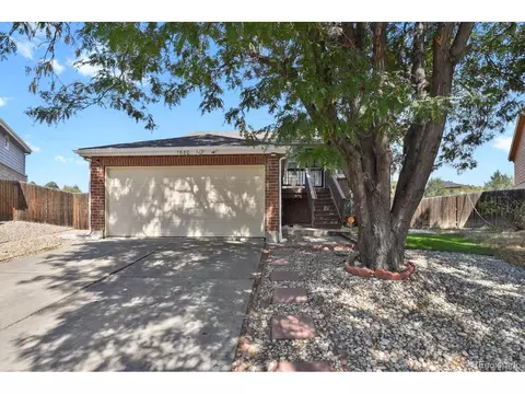 1880 Granby Ct, Aurora, CO 80011