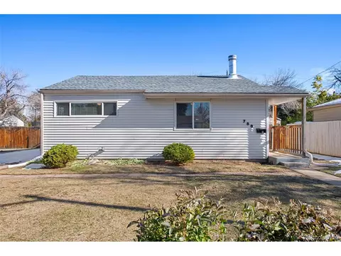 780 Iola St, Aurora, CO 80010