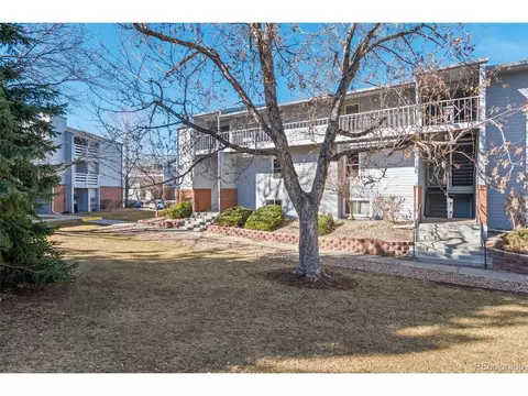 3121 S Tamarac Dr #J101, Denver, CO 80231