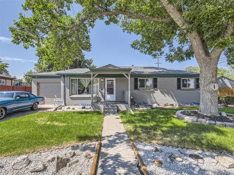 3005 W Chenango Ave, Englewood, CO 80110