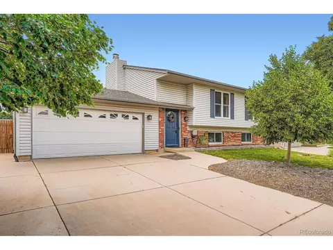 19196 E Kansas Dr, Aurora, CO 80017