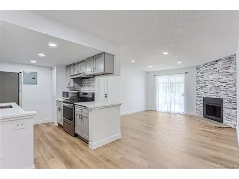 4400 S Quebec St #H-207, Denver, CO 80237