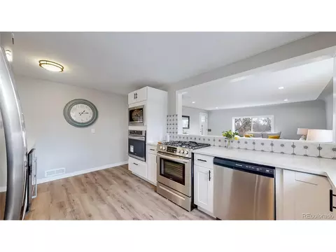 9465 W 54th Pl, Arvada, CO 80002 photo 11