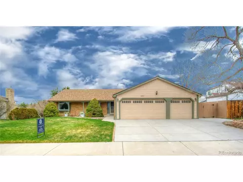 10205 W Berry Dr, Littleton, CO 80127