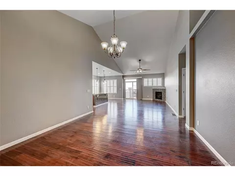 22037 Euclid Dr, Aurora, CO 80016 photo 5