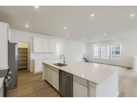 6763 Arbor Blvd, Thornton, CO 80602 photo 3