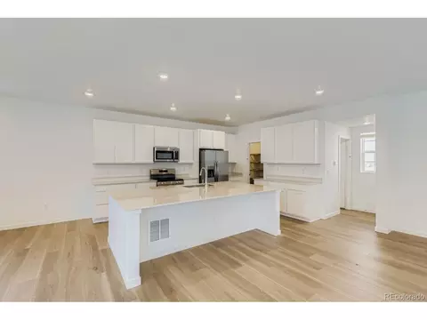 6763 Arbor Blvd, Thornton, CO 80602 photo 2