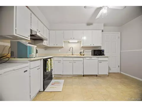 1325 Iola St, Aurora, CO 80010 photo 13