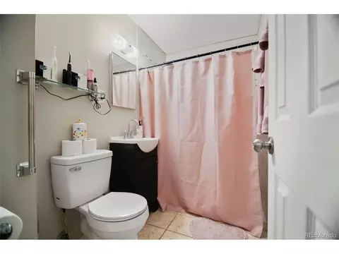 1325 Iola St, Aurora, CO 80010 photo 9