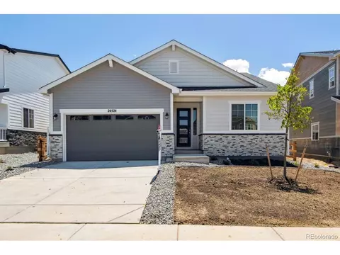 24524 E 37th Ave, Aurora, CO 80019