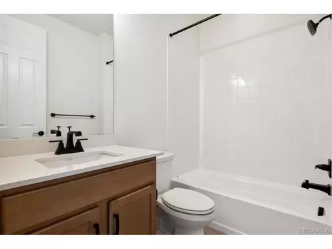 24524 E 37th Ave, Aurora, CO 80019 photo 6