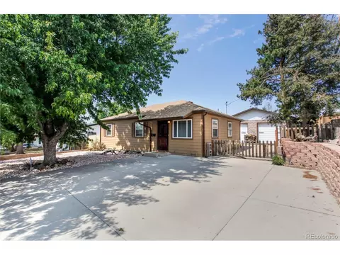 8995 York St, Thornton, CO 80229
