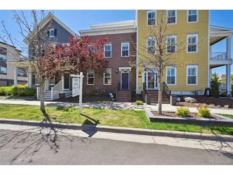 8222 E 49th Pl, Denver, CO 80238