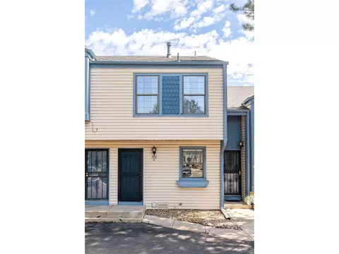 478 S Memphis Way #B, Aurora, CO 80017