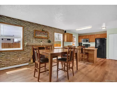 19146 E 22nd Dr, Aurora, CO 80011 photo 5