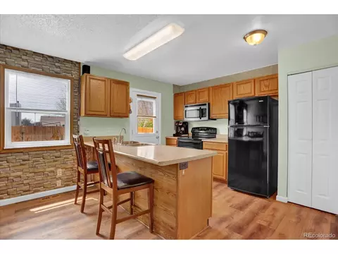 19146 E 22nd Dr, Aurora, CO 80011 photo 7