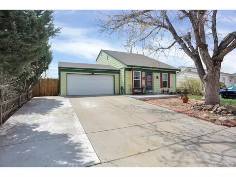 19146 E 22nd Dr, Aurora, CO 80011 photo 2