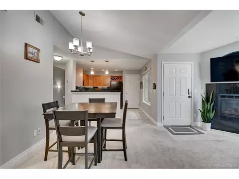 8601 E Dry Creek Rd #8601-121, Centennial, CO 80112