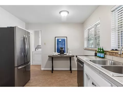 Kitchen - 5755 Dover St, Arvada, CO 80002 photo 4 of 4