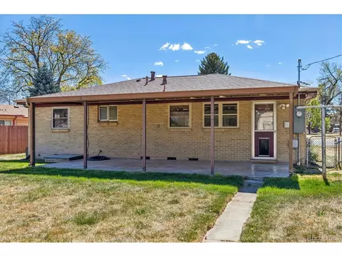 Exterior - 5755 Dover St, Arvada, CO 80002 photo 2 of 12