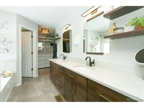Bath - 9772 Quay Loop, Westminster, CO 80021 photo 2 of 7