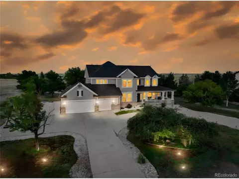 460 Columbine Dr, Bennett, CO 80102