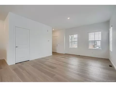 2820 E 153rd Ave, Thornton, CO 80602 photo 6