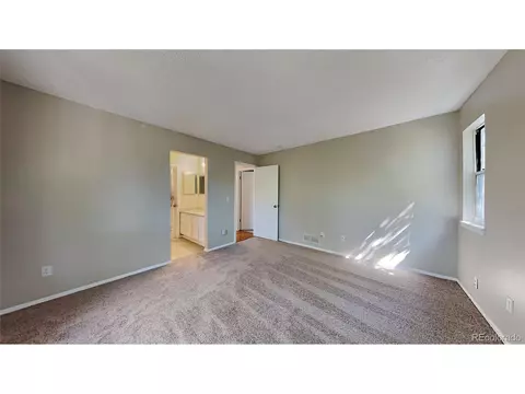 18964 E 44th Ave, Denver, CO 80249 photo 8