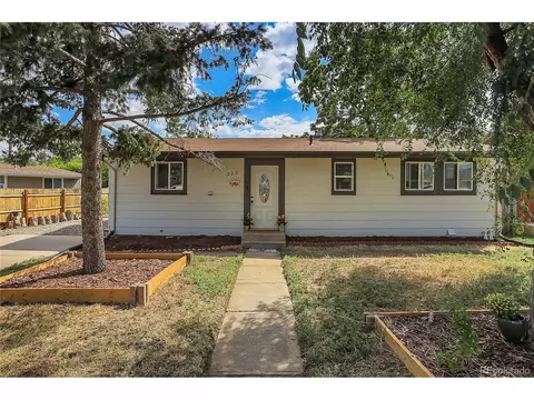 220 Cragmore St, Denver, CO 80221