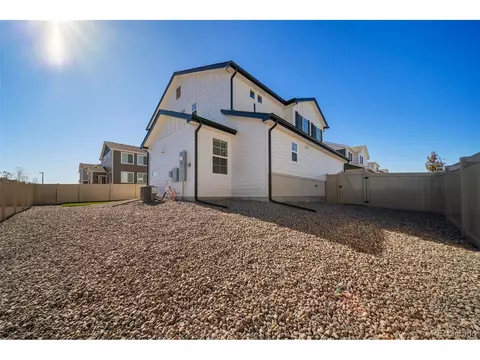 22292 E 39th Ave, Aurora, CO 80019 photo 2