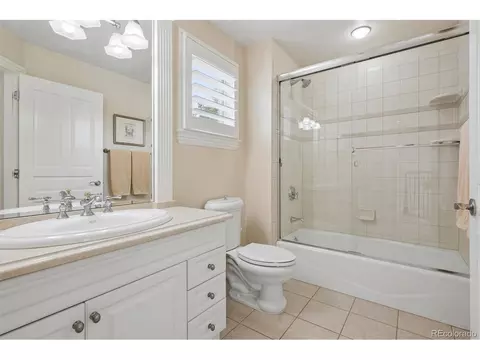 Bath - 2700 E 4th Ave, Denver, CO 80206 photo 5 of 6