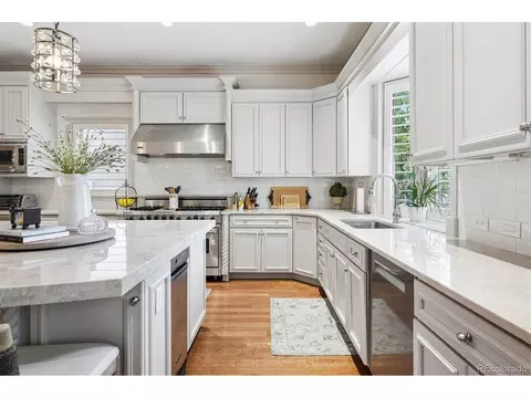 Kitchen - 2700 E 4th Ave, Denver, CO 80206 photo 5 of 7
