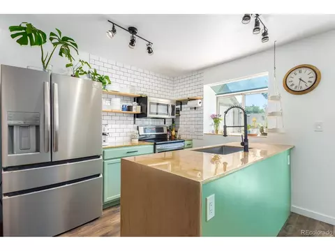 9614 W Chatfield Ave #D, Littleton, CO 80128