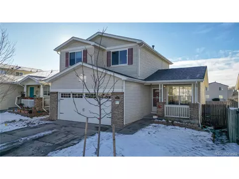2013 Espana Way, Aurora, CO 80011