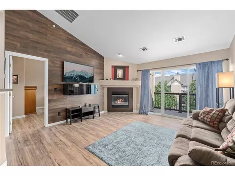 7355 S Alkire St #303, Littleton, CO 80127