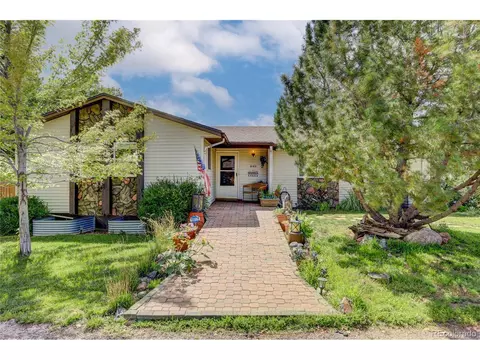 8165 S Cody St, Littleton, CO 80128