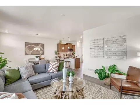 21825 E 9th Pl, Aurora, CO 80018 photo 3