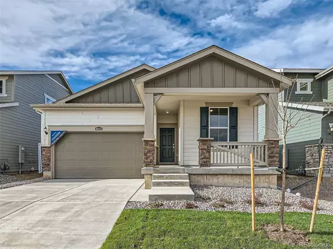 46525 Orchard Dr, Bennett, CO 80102
