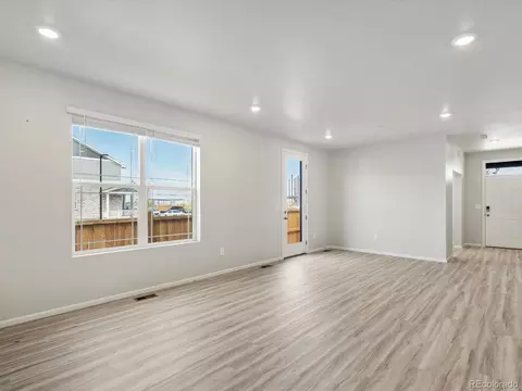 22410 E 8th Ave, Aurora, CO 80018 photo 7
