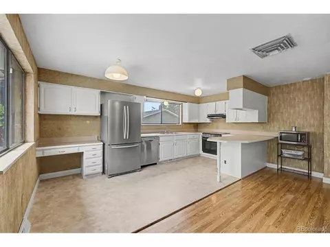 Kitchen - 9309 W 76th Ave, Arvada, CO 80005 photo 1 of 4