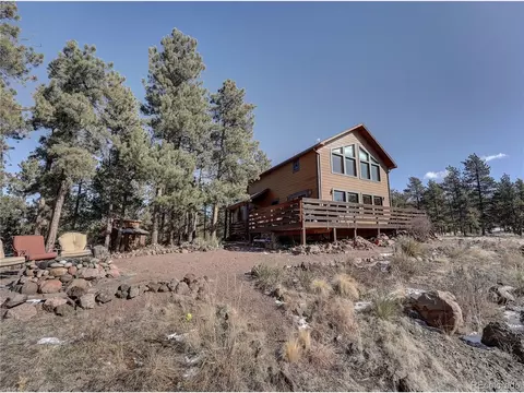 395 Apache Trl, Florissant, CO 80816