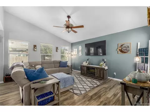 2997 E 110th Dr, Northglenn, CO 80233 photo 3
